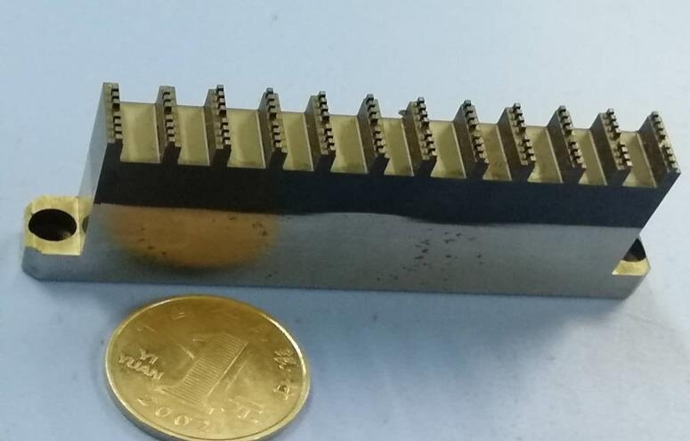 集成电路芯片成型下刀